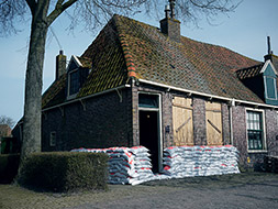 Flood Desk Enkhuizen, Zuiderzeemuseum, Enkhuizen. Ruben Pater, 2012.